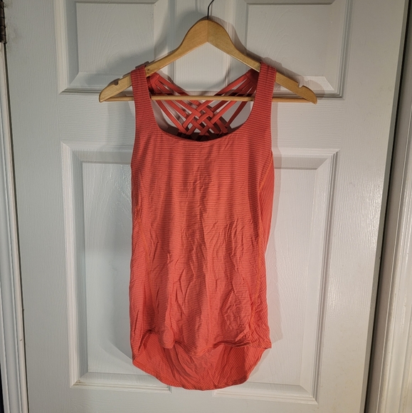 Wild Tank Lululemon size 6 - Picture 3 of 6
